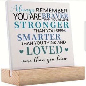 NEW Motivation Quote Desk Decor with Wooden Stand Inspirational Quote Plaque